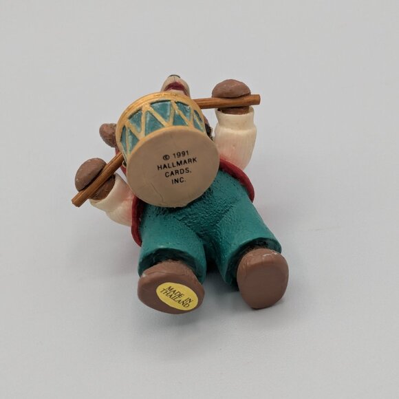 Hallmark Keepsake Fanfare Bear 1991, Tender Touches Collection, Vintage Ornament - Picture 7 of 11